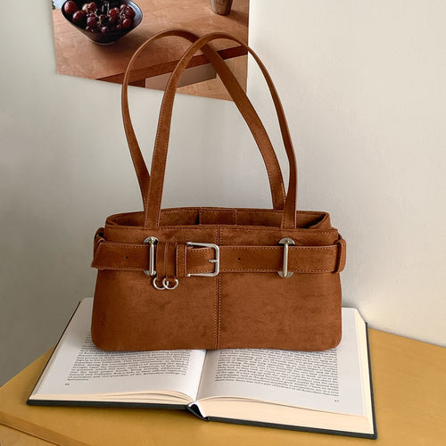 Elodie vintage-inspired underarm shoulder bag by AVÉRA